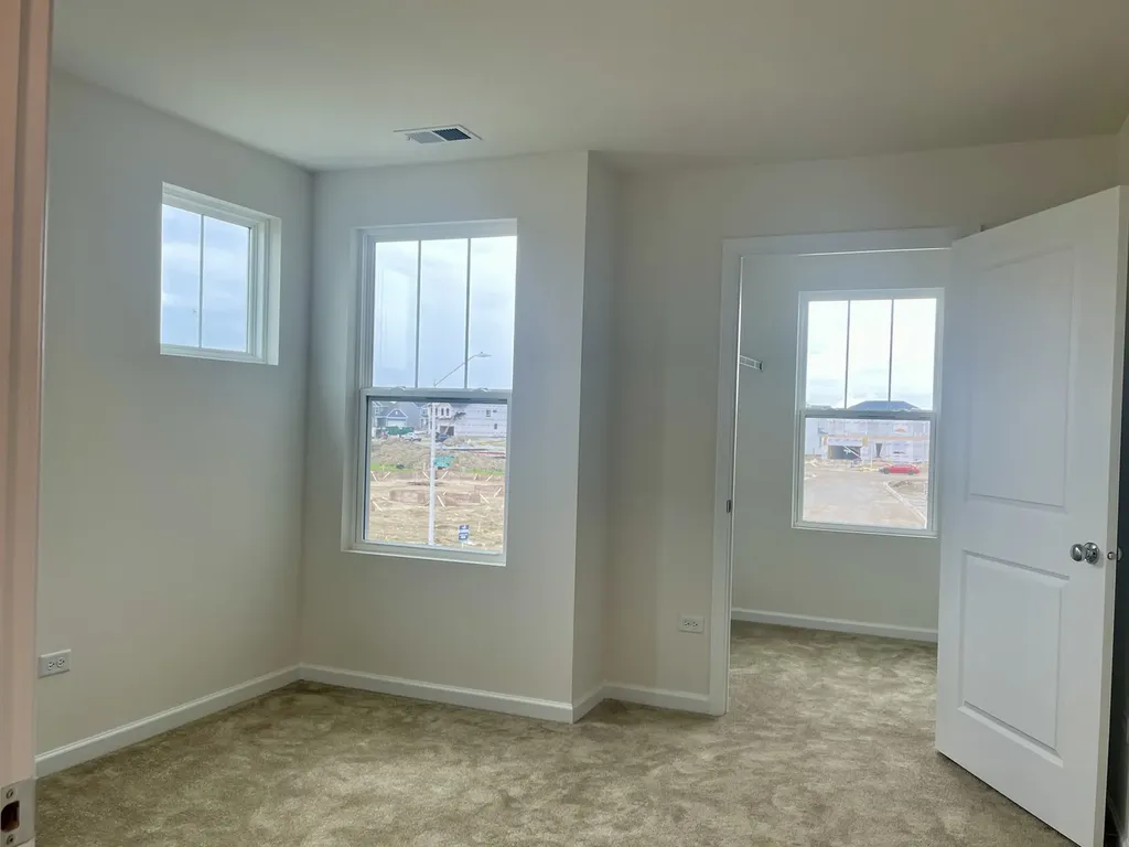721 Dropseed Lane Bolingbrook IL 60490