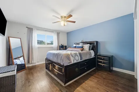 18837 West Louise Drive Lansing IL 60438