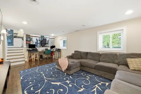 18837 West Louise Drive Lansing IL 60438