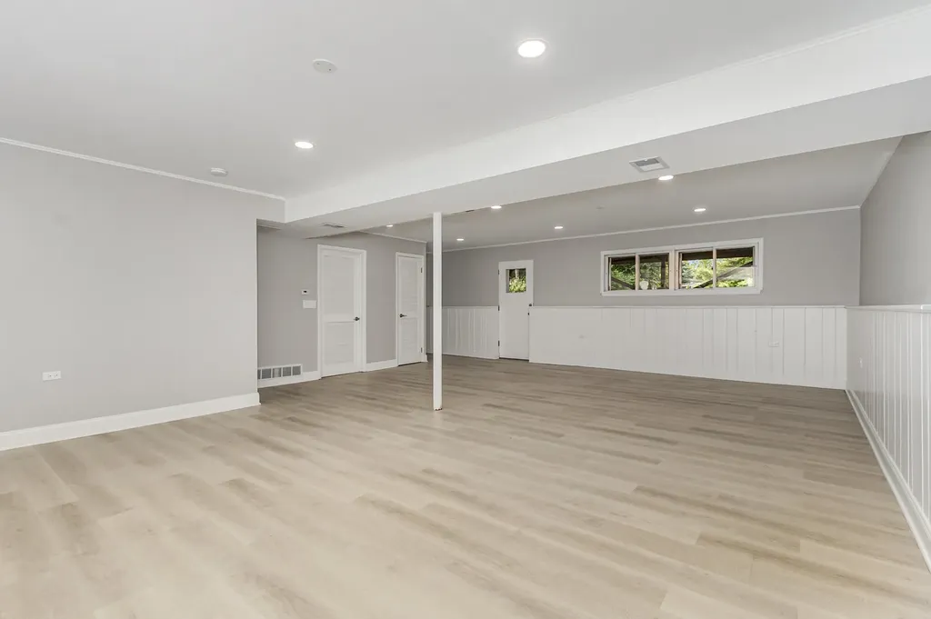 29 Robin Hill Drive Naperville IL 60540