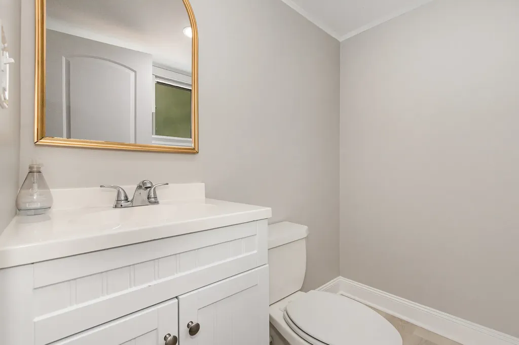 29 Robin Hill Drive Naperville IL 60540