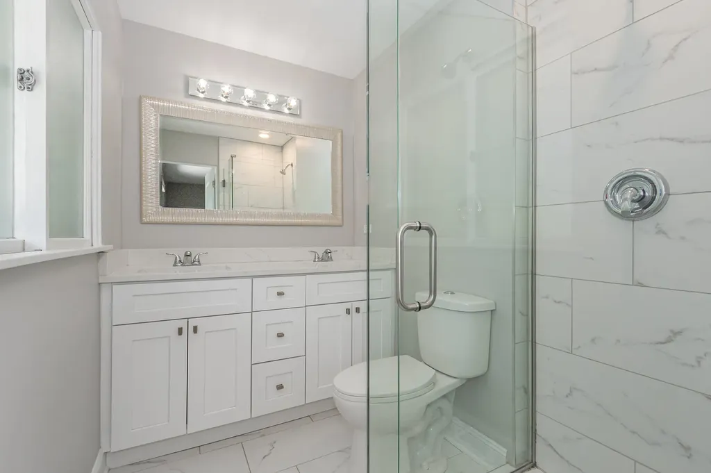 29 Robin Hill Drive Naperville IL 60540