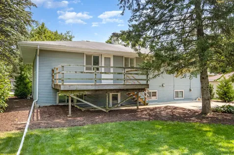 29 Robin Hill Drive Naperville IL 60540