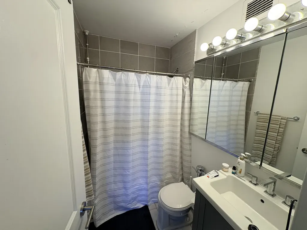 1550 North Lake Shore Drive Chicago IL 60610