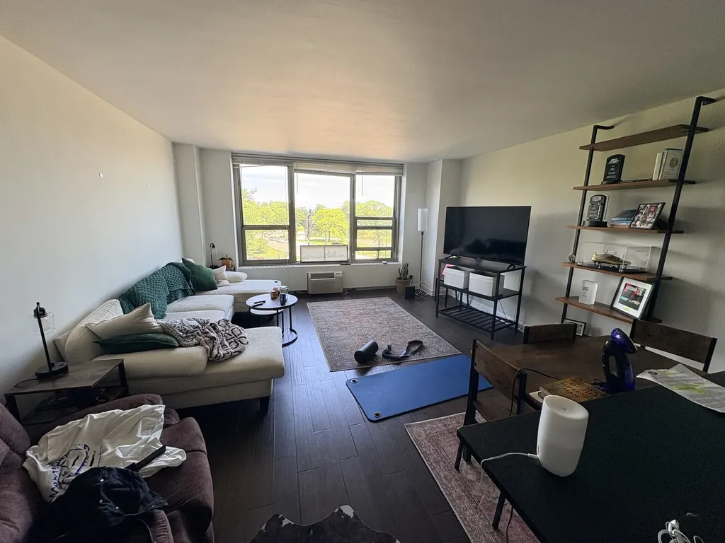 1550 North Lake Shore Drive Chicago IL 60610
