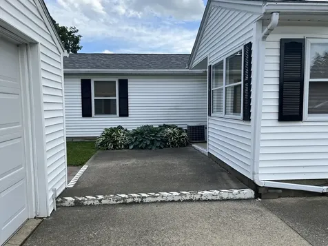 526 Edwards Street Kewanee IL 61443