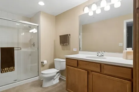 425 Benjamin Drive Vernon Hills IL 60061