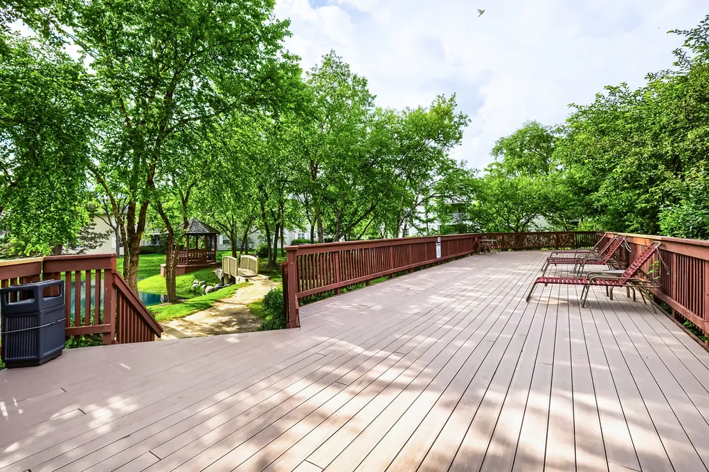 734 North Gary Avenue Carol Stream IL 60188