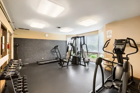 734 North Gary Avenue Carol Stream IL 60188