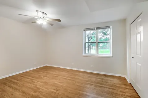 734 North Gary Avenue Carol Stream IL 60188