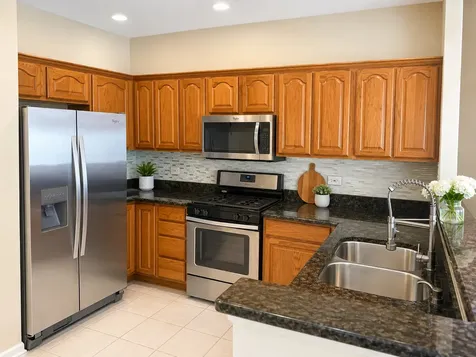 860 Havenshire Road Naperville IL 60565