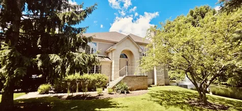 30 Beaconsfield Court Lincolnshire IL 60069