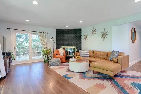 816 Black Partridge Road Mchenry IL 60051