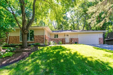 816 Black Partridge Road Mchenry IL 60051