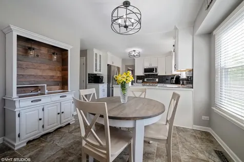 1196 Hummingbird Lane Grayslake IL 60030