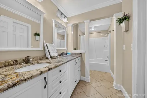 330 West Amie Avenue Hinckley IL 60520