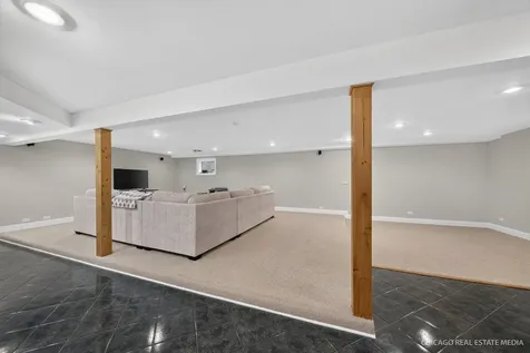 330 West Amie Avenue Hinckley IL 60520