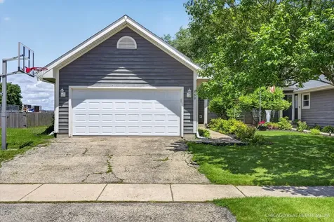 330 West Amie Avenue Hinckley IL 60520