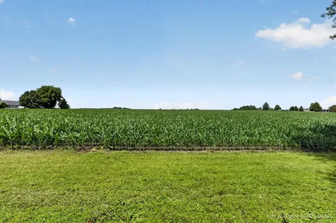 330 West Amie Avenue Hinckley IL 60520