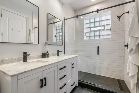 1507 West Cortez Street Chicago IL 60642