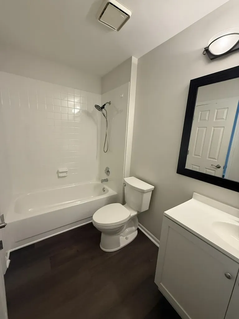 1011 Rockport Drive Carol Stream IL 60188