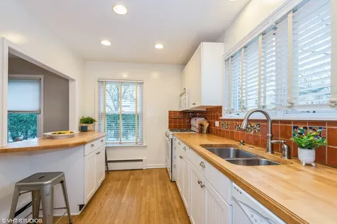 610 Ridge Road Wilmette IL 60091