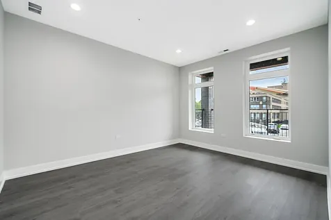 825 East 61st Street Chicago IL 60637