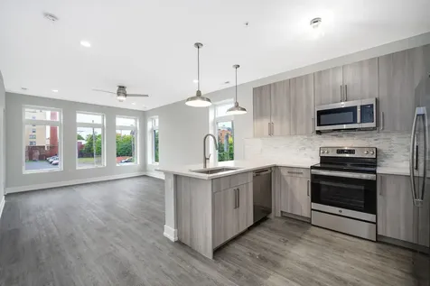 825 East 61st Street Chicago IL 60637