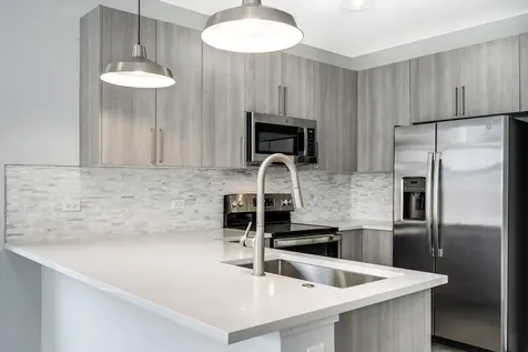 825 East 61st Street Chicago IL 60637