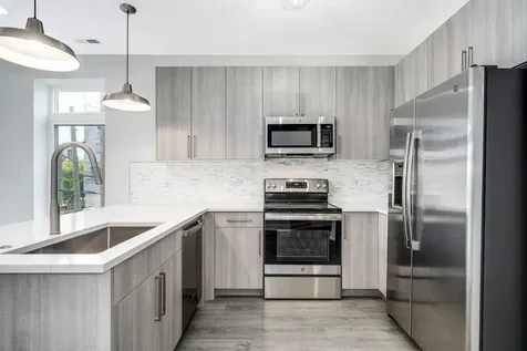 825 East 61st Street Chicago IL 60637