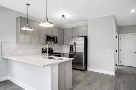 825 East 61st Street Chicago IL 60637
