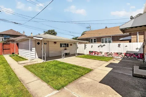 5328 South Melvina Avenue Chicago IL 60638