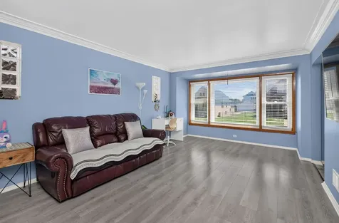 5328 South Melvina Avenue Chicago IL 60638