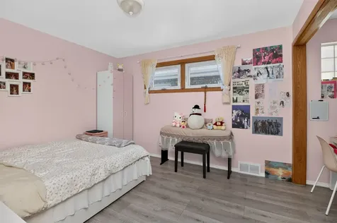 5328 South Melvina Avenue Chicago IL 60638