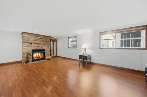5215 138TH Place Crestwood IL 60418