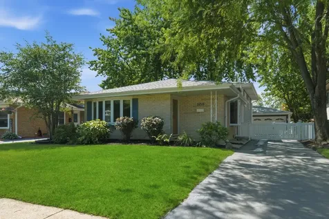 5215 138TH Place Crestwood IL 60418