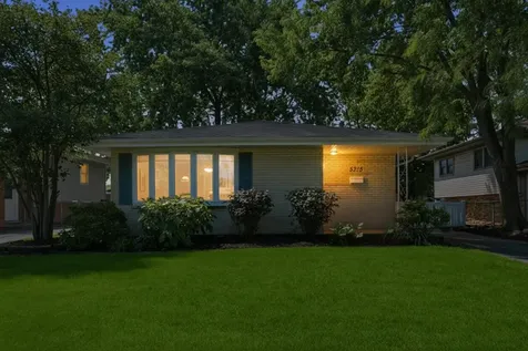 5215 138TH Place Crestwood IL 60418