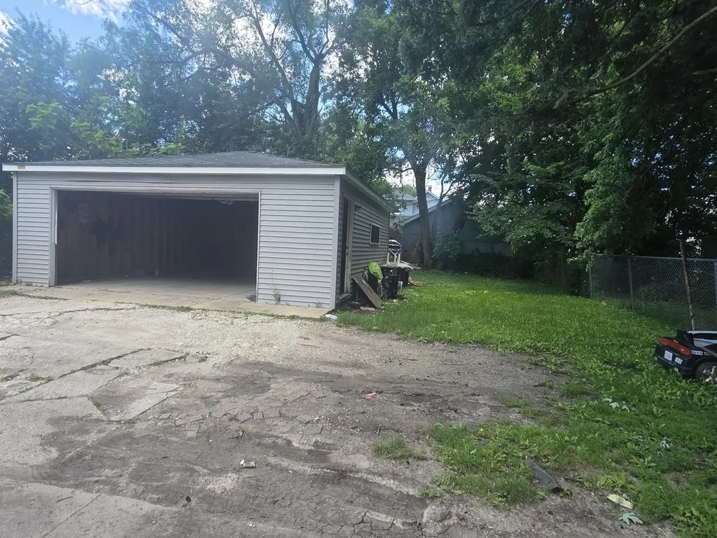 226 North Farnsworth Avenue Aurora IL 60505