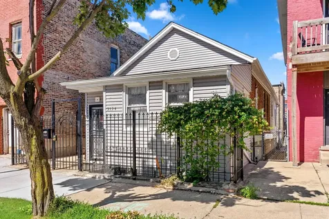 3154 South Canal Street Chicago IL 60616