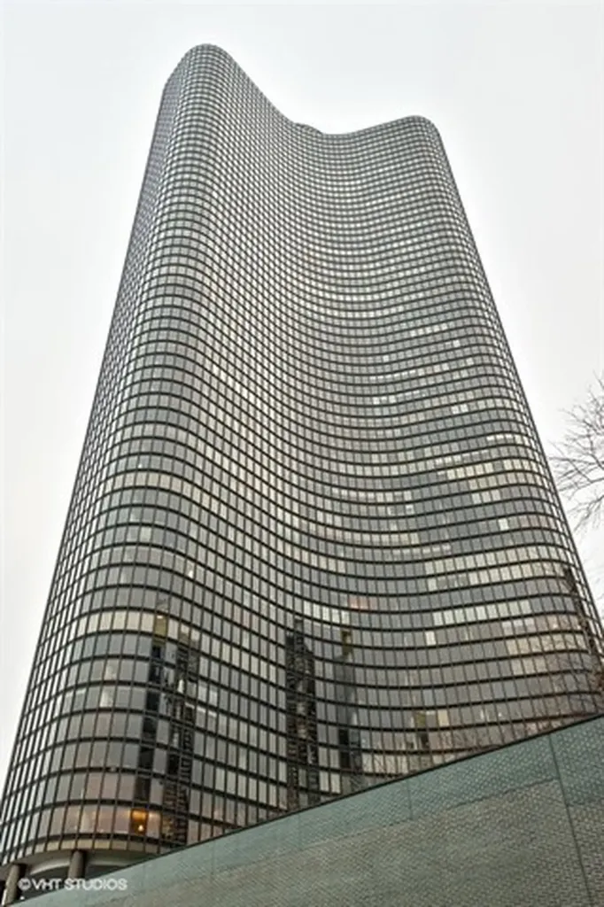 505 North Lake Shore Drive Chicago IL 60611