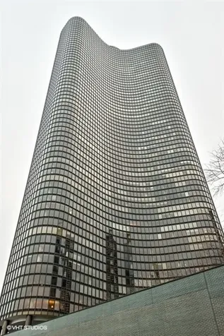 505 North Lake Shore Drive Chicago IL 60611