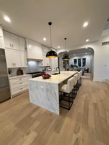 1914 North Rockwell Street Chicago IL 60647