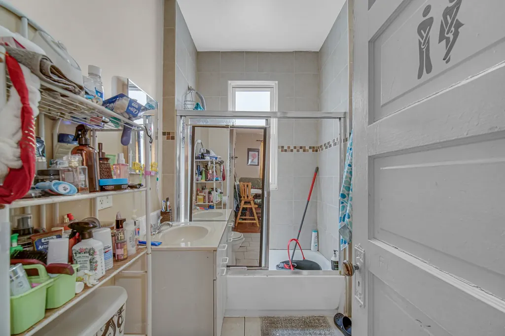 3854 West Diversey Avenue Chicago IL 60647