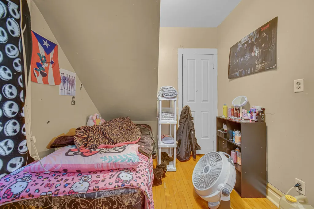 3854 West Diversey Avenue Chicago IL 60647