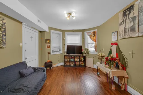 3854 West Diversey Avenue Chicago IL 60647