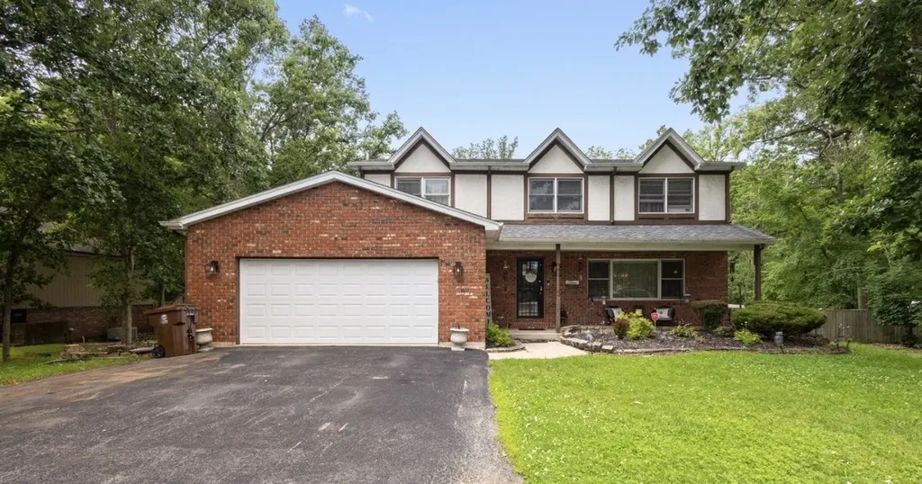 24216 South Plum Valley Drive Crete IL 60417