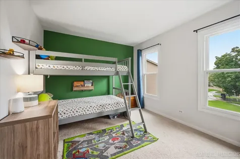 612 Spyglass Court North Aurora IL 60542