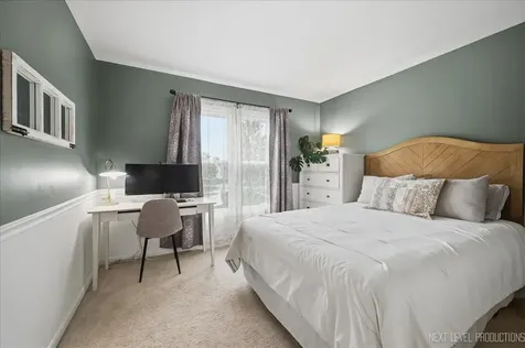 612 Spyglass Court North Aurora IL 60542