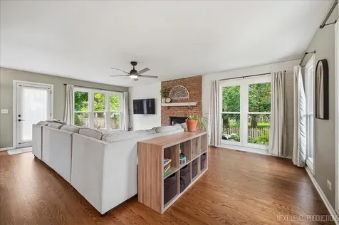 612 Spyglass Court North Aurora IL 60542