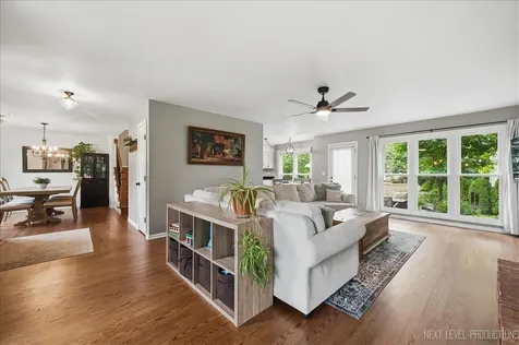 612 Spyglass Court North Aurora IL 60542